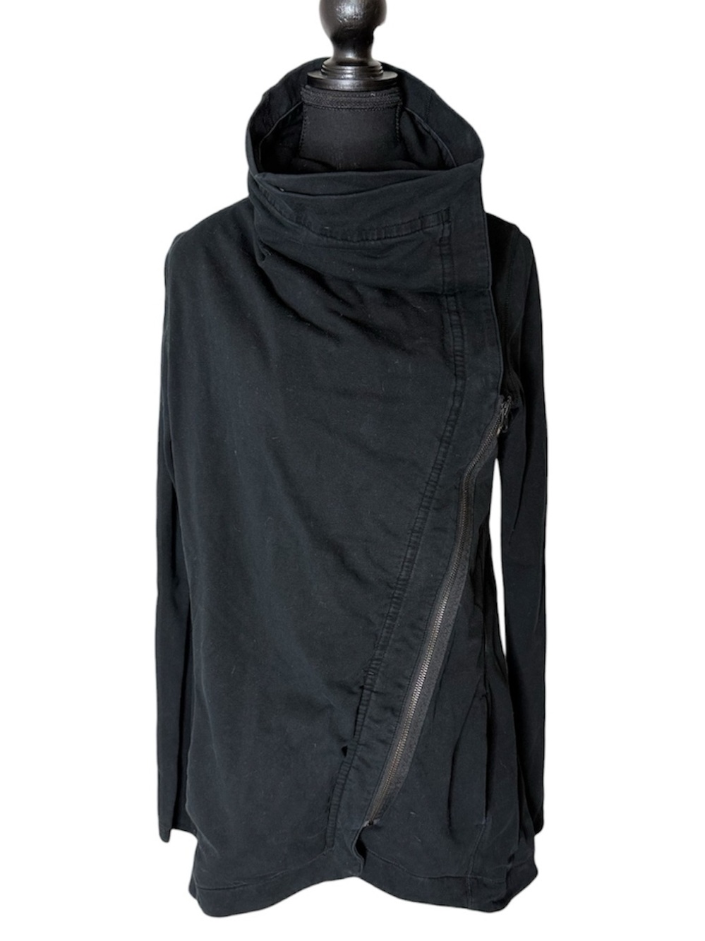 LULULEMON Black Method Wrap Asymmetrical Zip Up High Neck Pockets Size 10 *Flaw